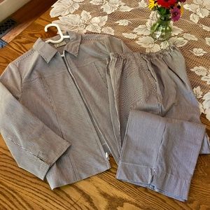 Company Collection. Women's Capri pant suit,  size 14, white with brown pin stri